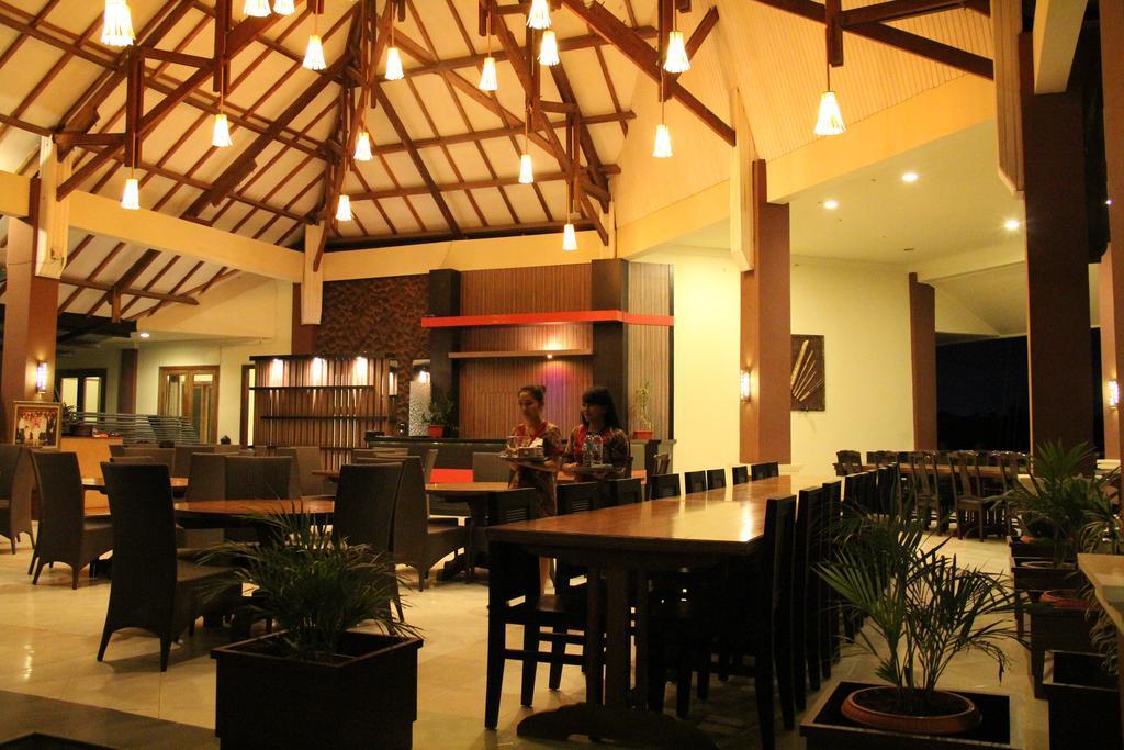 Kampoeng Nelayan Hotel Palu Extérieur photo